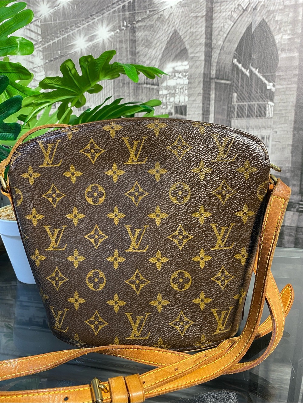 Authentic Louis Vuitton Vintage Monogram Brown Drouot Crossbody Bag - Picture 7 of 17